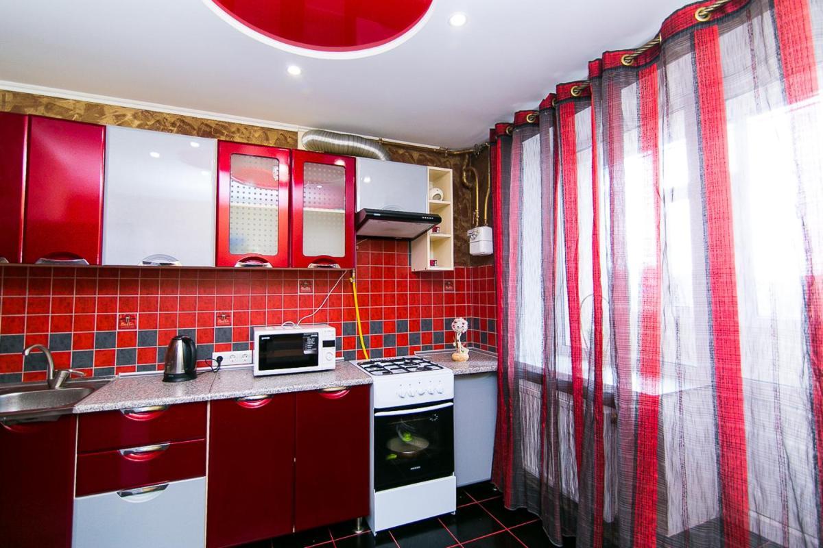Vip Apartmens Faraon On Illinskaya 1 Floor Sumy Exteriér fotografie