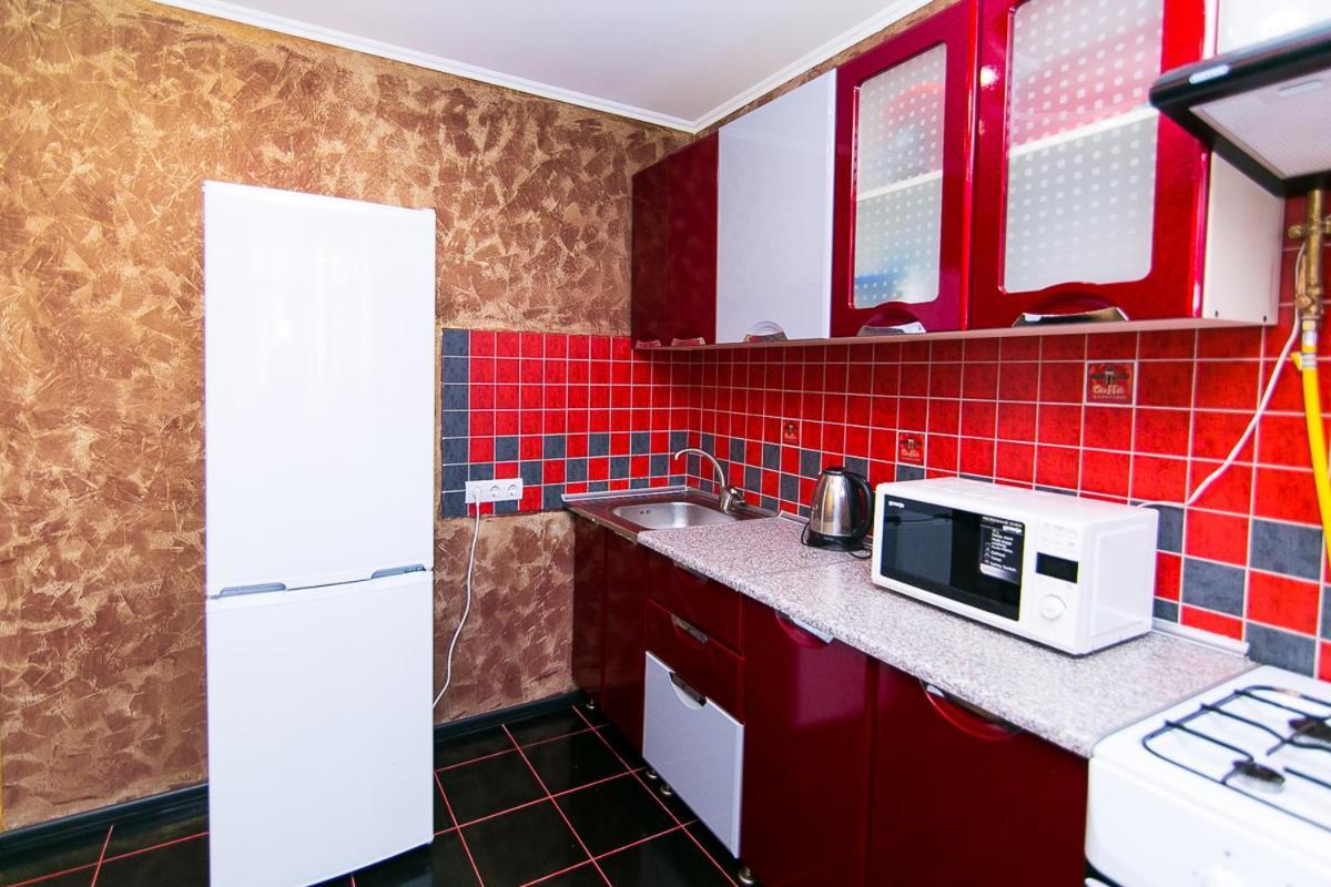 Vip Apartmens Faraon On Illinskaya 1 Floor Sumy Exteriér fotografie