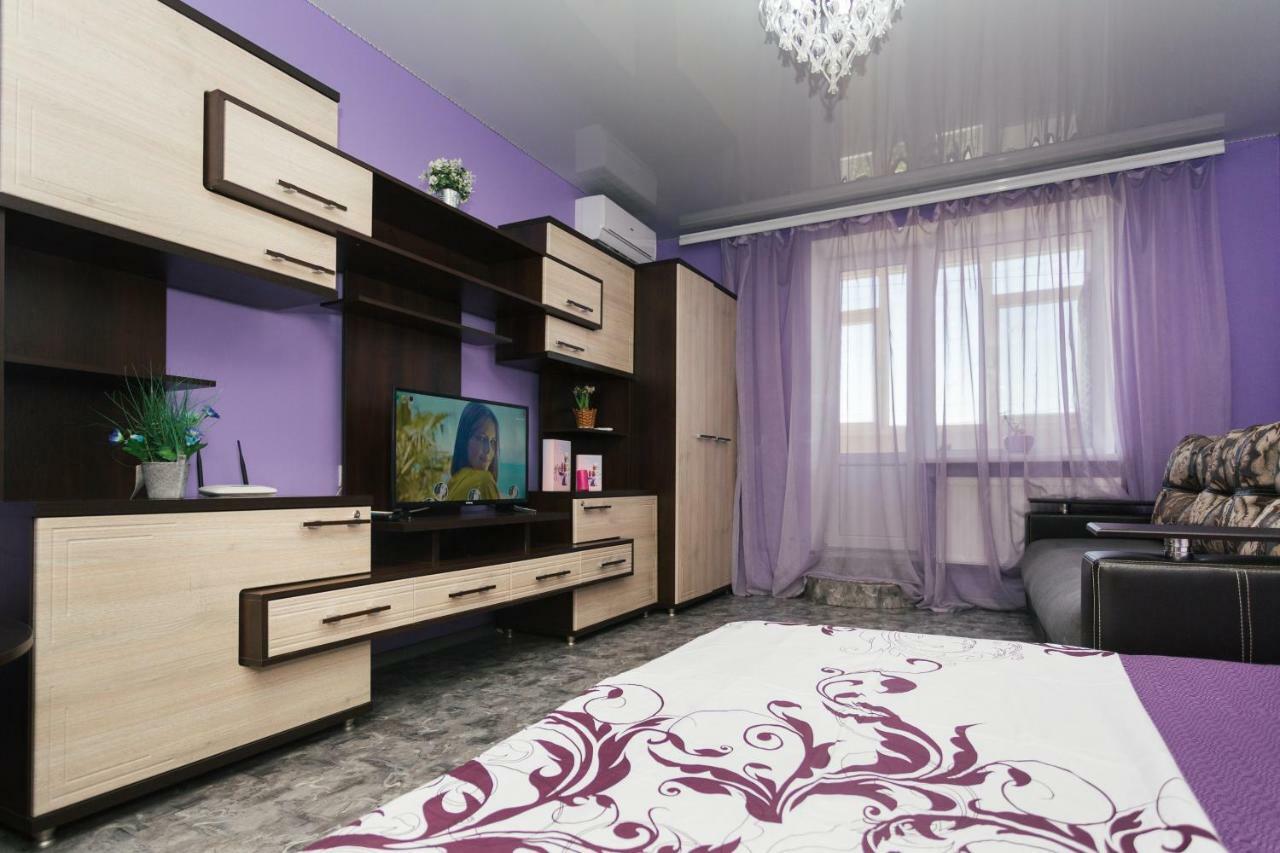 Vip Apartmens Faraon On Illinskaya 1 Floor Sumy Exteriér fotografie