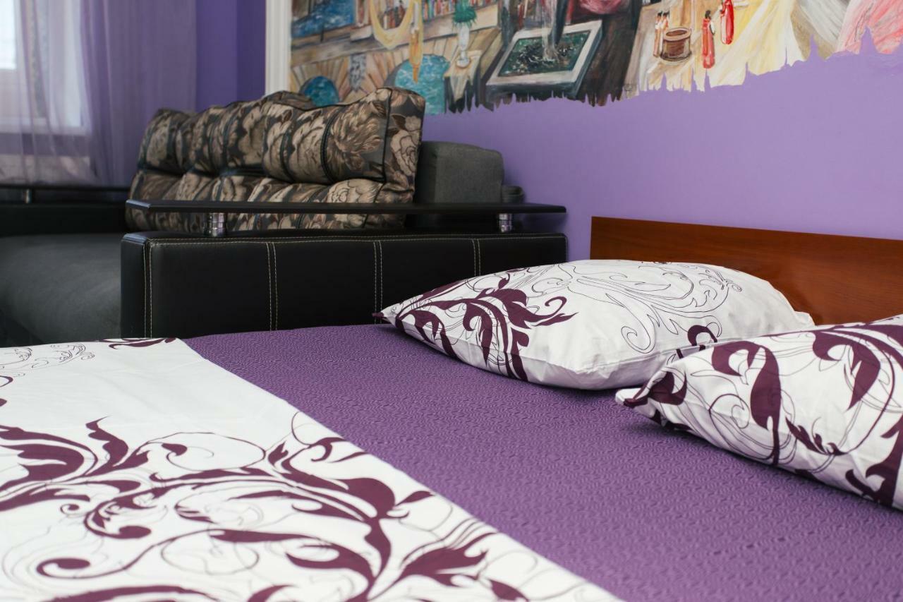 Vip Apartmens Faraon On Illinskaya 1 Floor Sumy Exteriér fotografie